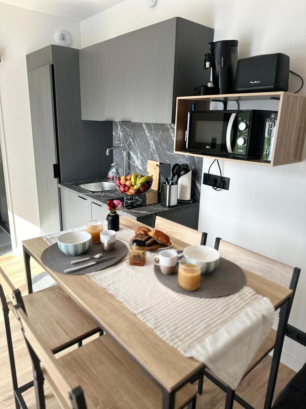 Cottage Bungalow Le St Vel' Velennes  Экстерьер фото