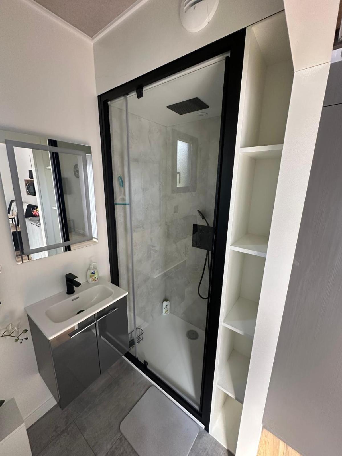 Cottage Bungalow Le St Vel' Velennes  Экстерьер фото