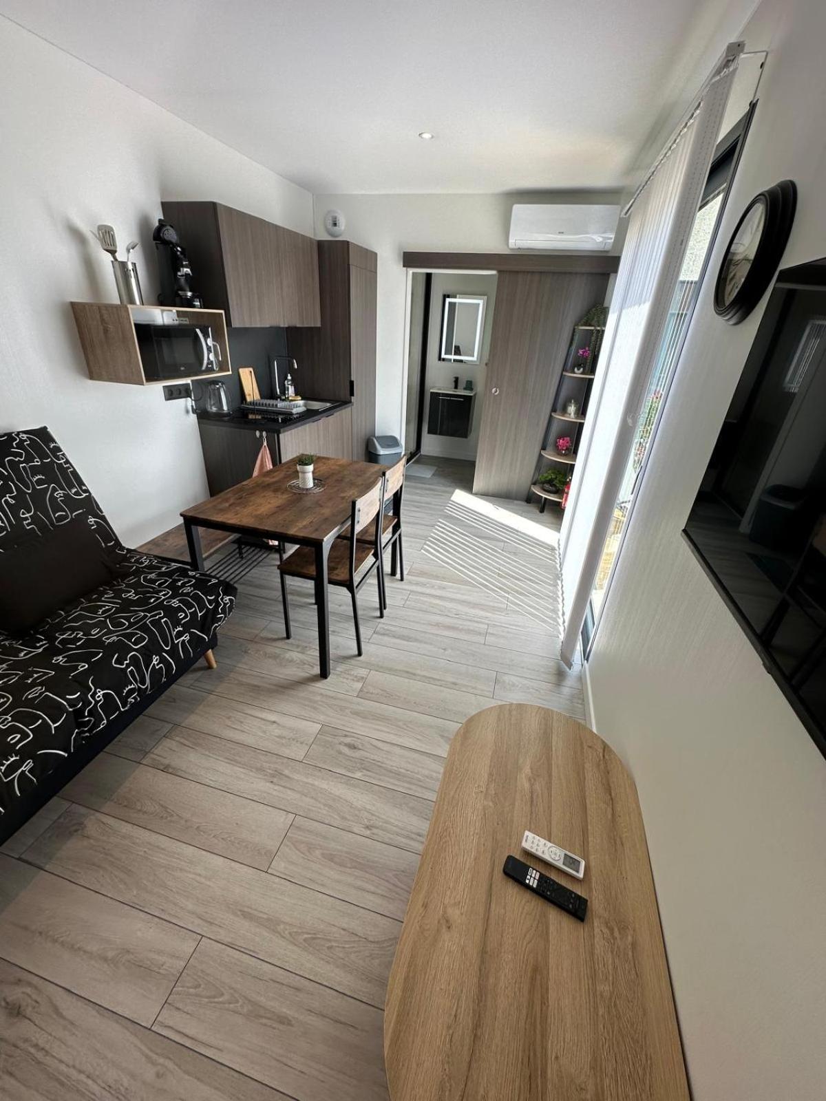 Cottage Bungalow Le St Vel' Velennes  Экстерьер фото