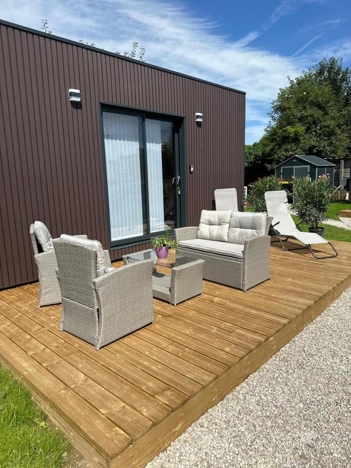 Cottage Bungalow Le St Vel' Velennes  Экстерьер фото
